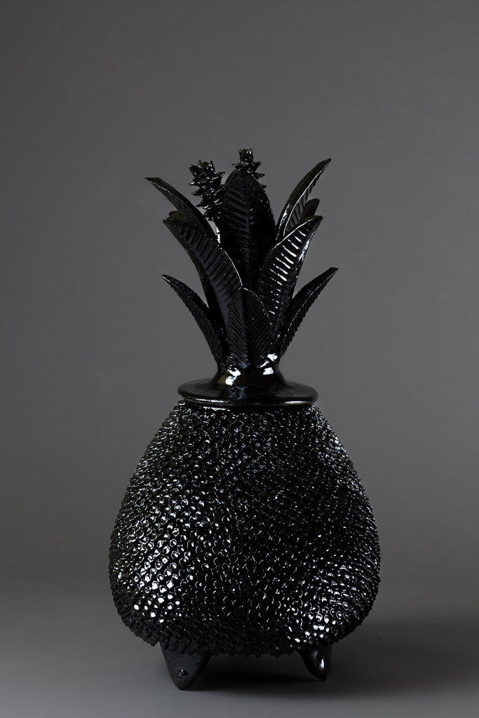 Black Enameled Piña Large