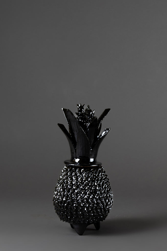 Black Enameled Piña Small